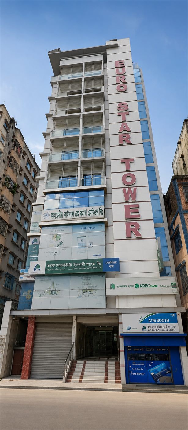 Green Heaven Super Hostel building exterior view